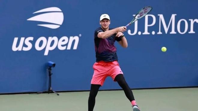 排名遭对手 排名遭对手